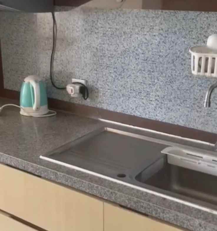 disewakan apartemen barkeley lantai 18
