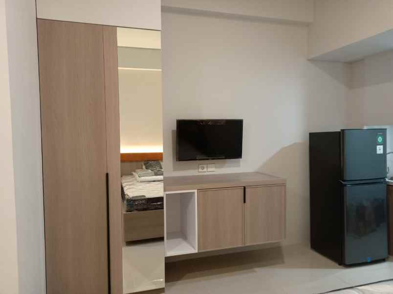 disewakan apartemen citraland surabaya