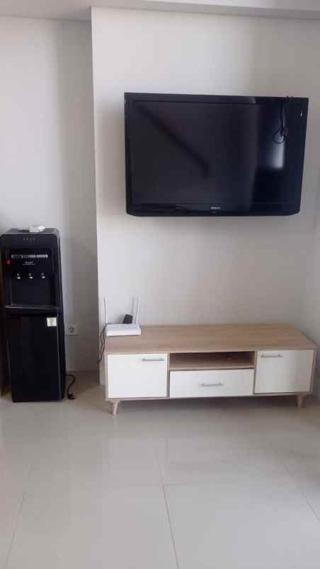 disewakan apartemen denver soho lantai 10