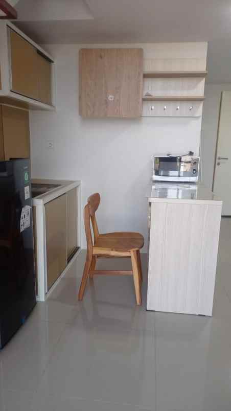 disewakan apartemen denver soho lantai 10