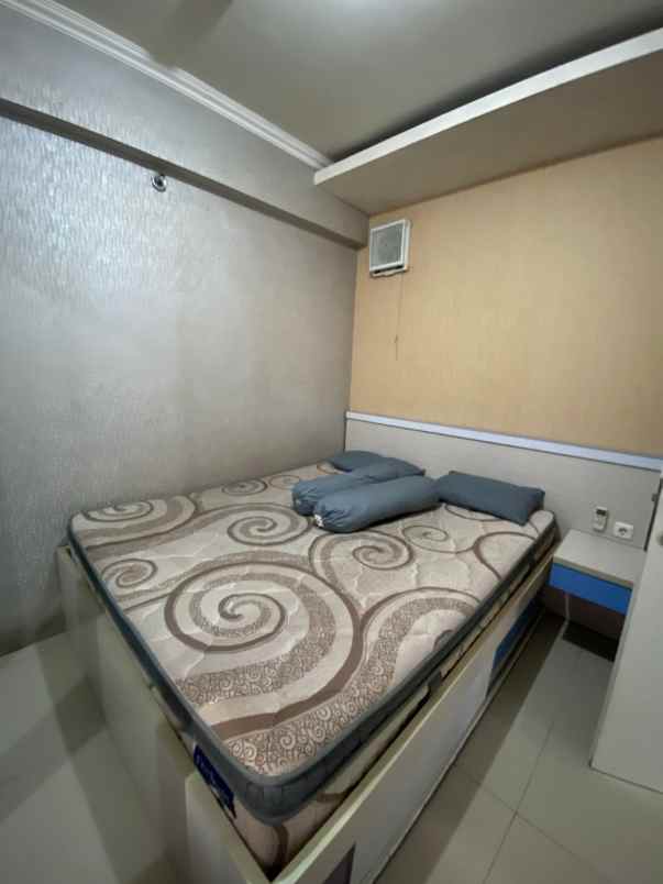 disewakan apartement green pramuka 2br ff diatas mall