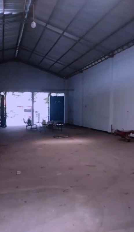 disewakan gudang di jombang