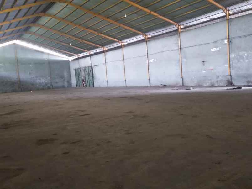 disewakan gudang di mojoagung