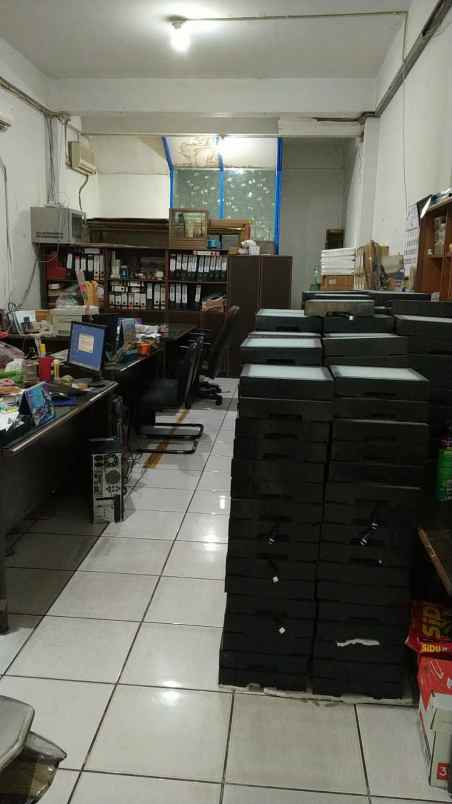 disewakan jual ruko pasar besar wetan