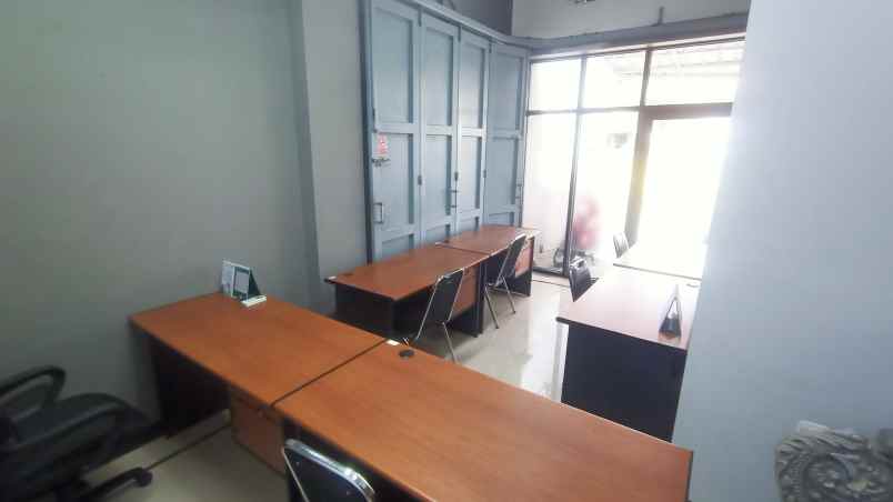 disewakan ruko gudang kantor graha trijasa office jl