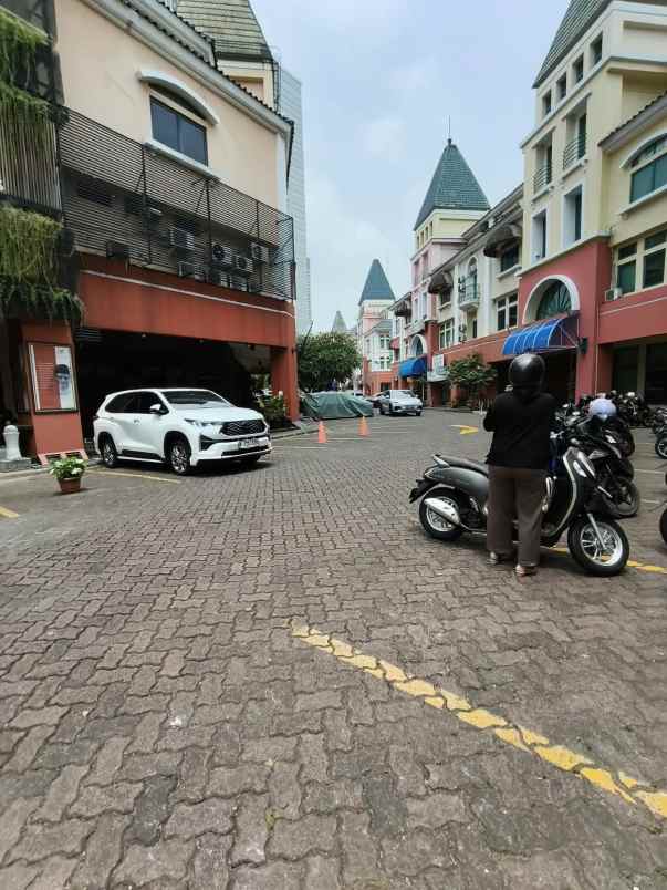 disewakan ruko gudang kantor puri indah kembangan