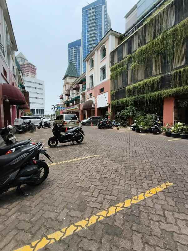 disewakan ruko gudang kantor puri indah kembangan