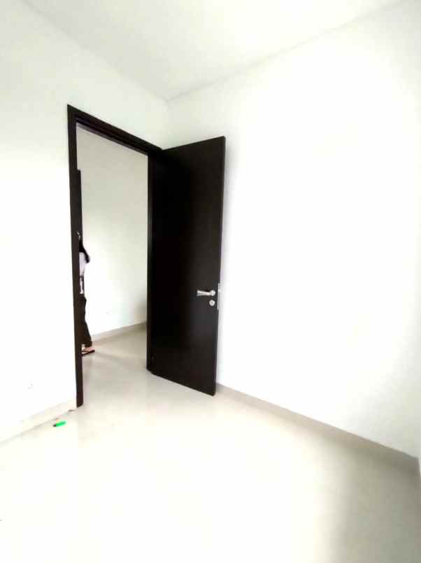 disewakan ruko gudang kantor ruko the savoy jgc