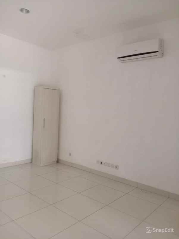 disewakan rumah cluster palm spring jgc