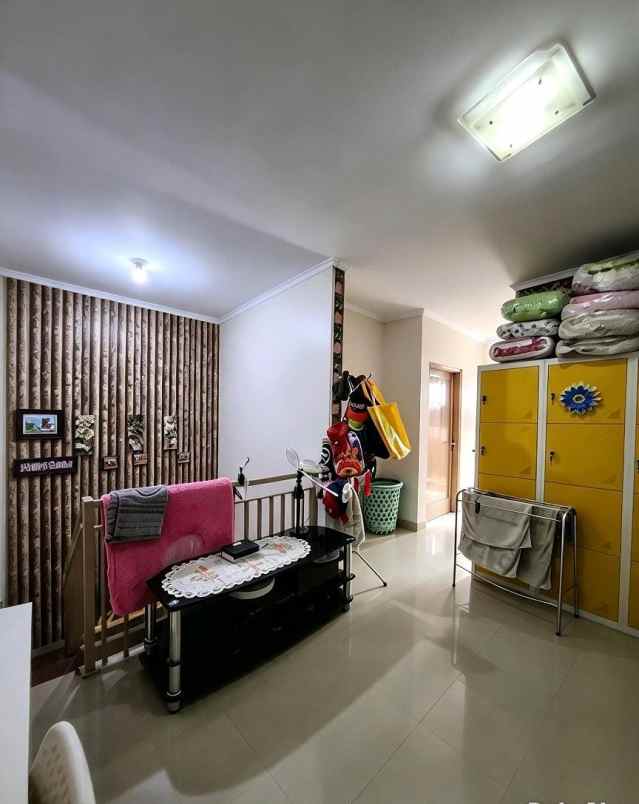 disewakan rumah dalam komplek kav dki jakarta timur