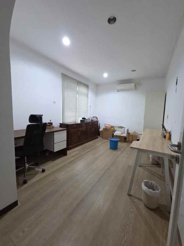 disewakan rumah darmo harapan