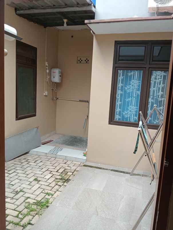 disewakan rumah di cipto