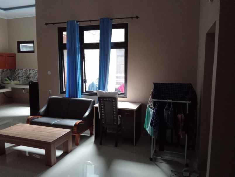 disewakan rumah di cipto