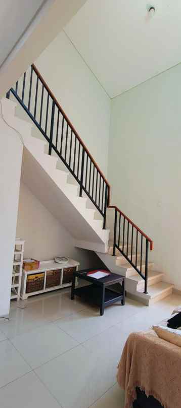 disewakan rumah harapan indah cluster lavesh