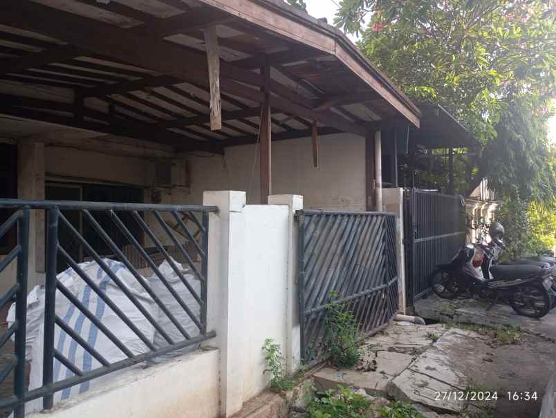 disewakan rumah kelapa nias kelapa gading