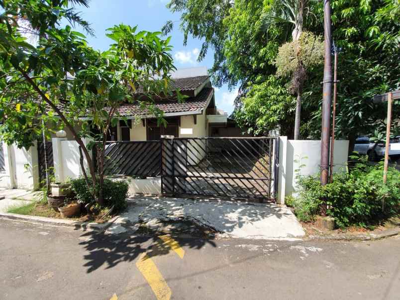 disewakan rumah kelapa nias kelapa gading