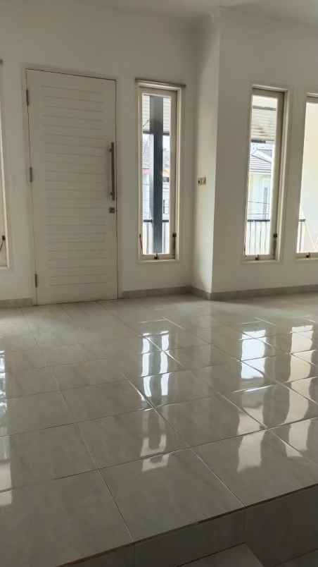 disewakan rumah lebak bulus