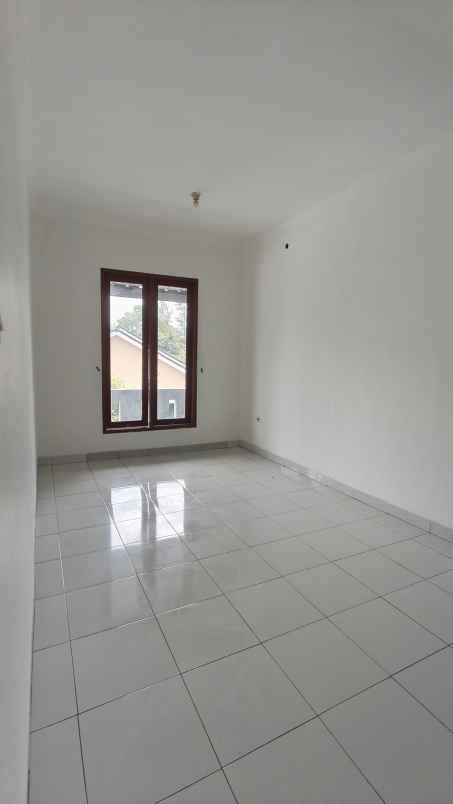 disewakan rumah perumahan legenda wisata