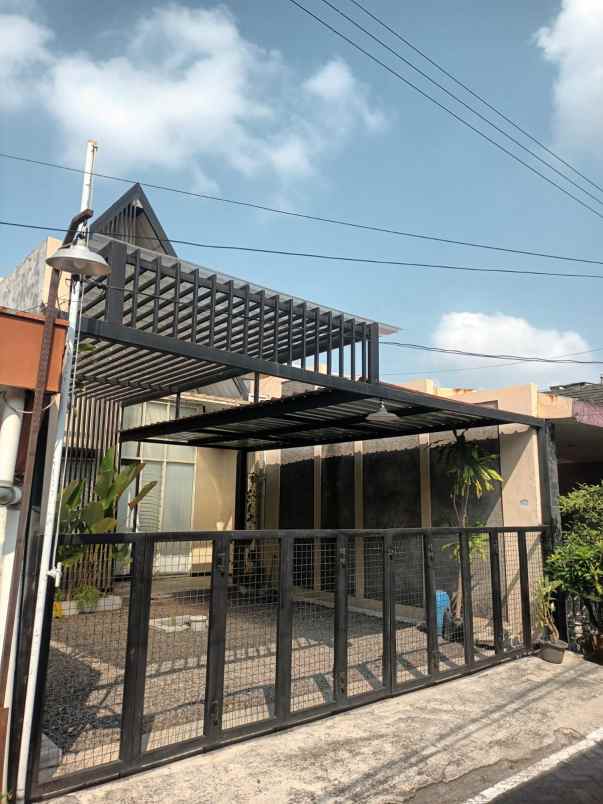 disewakan rumah perumnas minomartani ngaglik