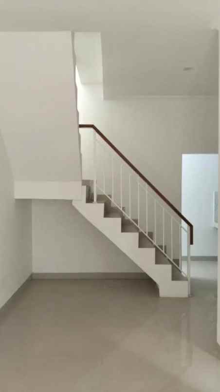 disewakan rumah pondok kacang barat