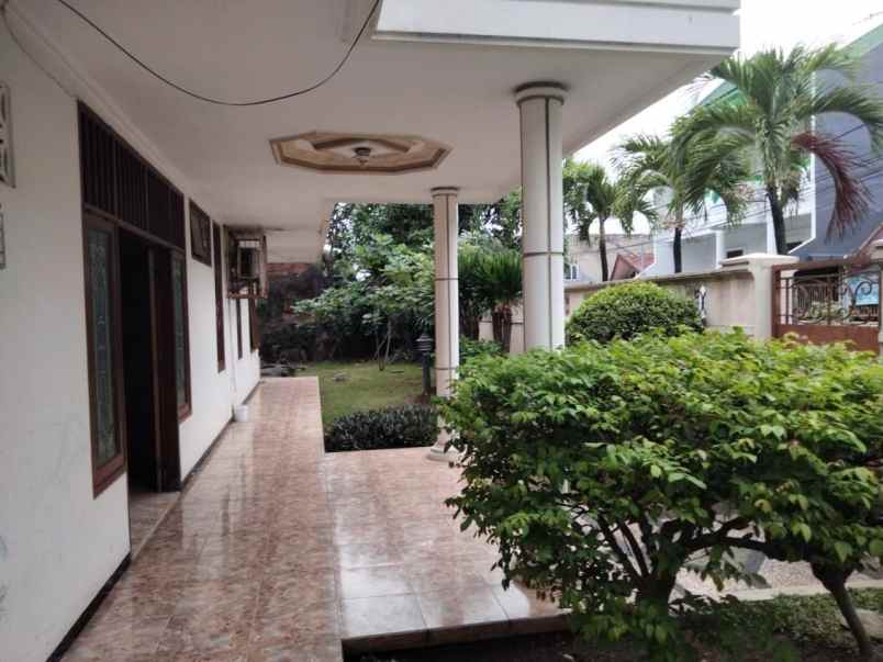 disewakan rumah rumah gayungsari