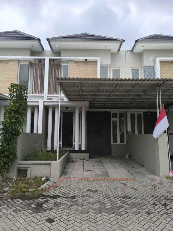 disewakan rumah wisata semanggi