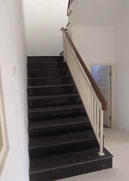 disewakan rumah wisata semanggi