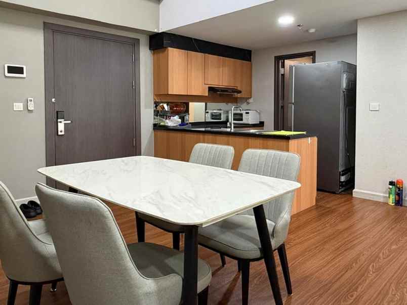 disewakan tahunan grand jati junction type mahogany