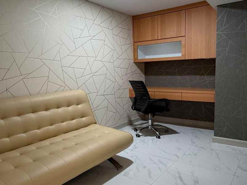 disewakan tahunan grand jati junction type mahogany