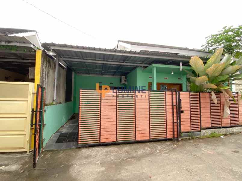 hunian modern asri nyaman dengan fasilitas lengkap