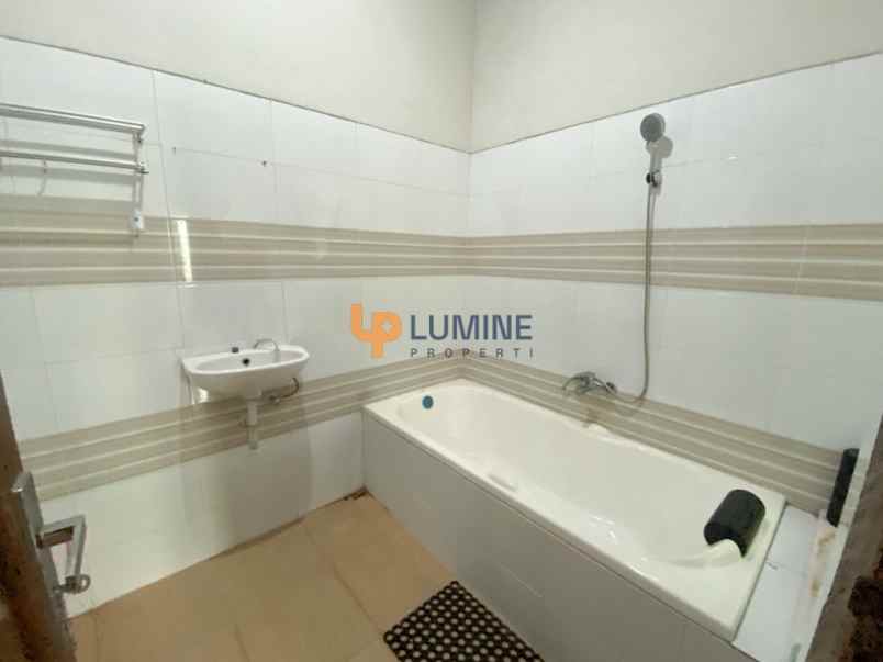 hunian modern asri nyaman dengan fasilitas lengkap