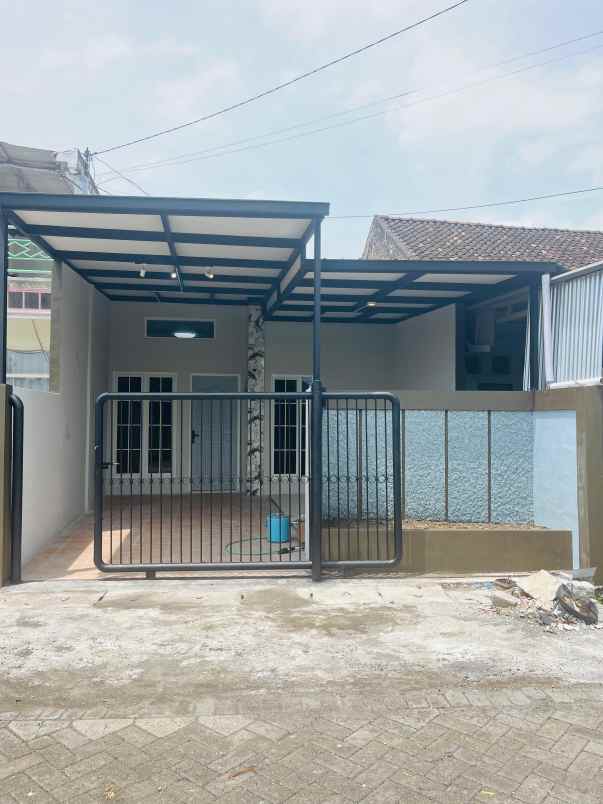 hunian super jumbo 6 x 21