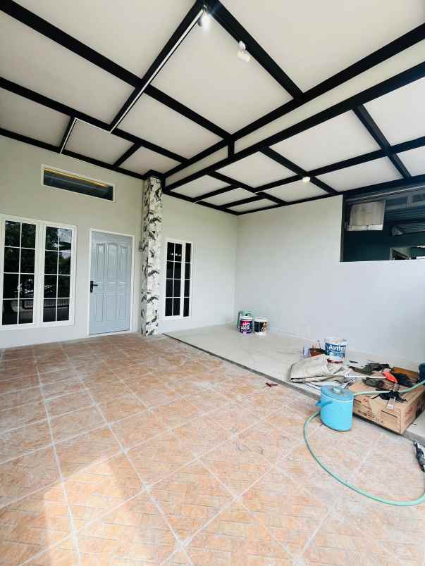 hunian super jumbo 6 x 21