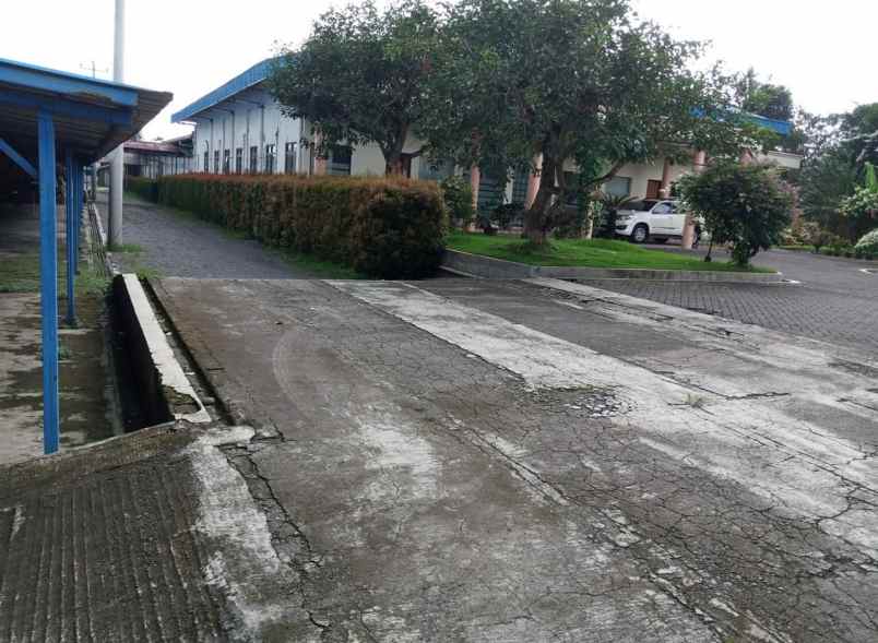 jual gudang shm di nol jalan raya padamara purbalingga