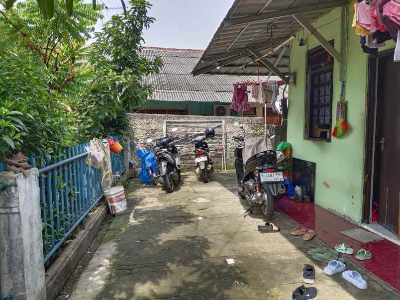 jual kontrakan 11 pintu di sukmajaya depok