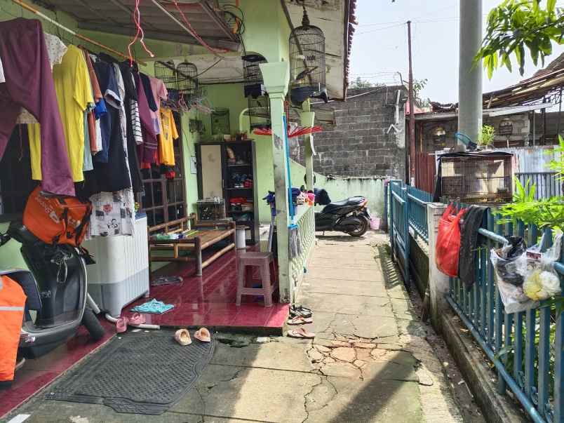 jual kontrakan 11 pintu di sukmajaya depok