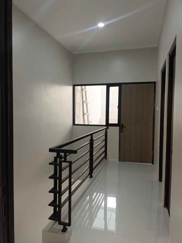 jual rumah baru kav dki meruya utara jak bar