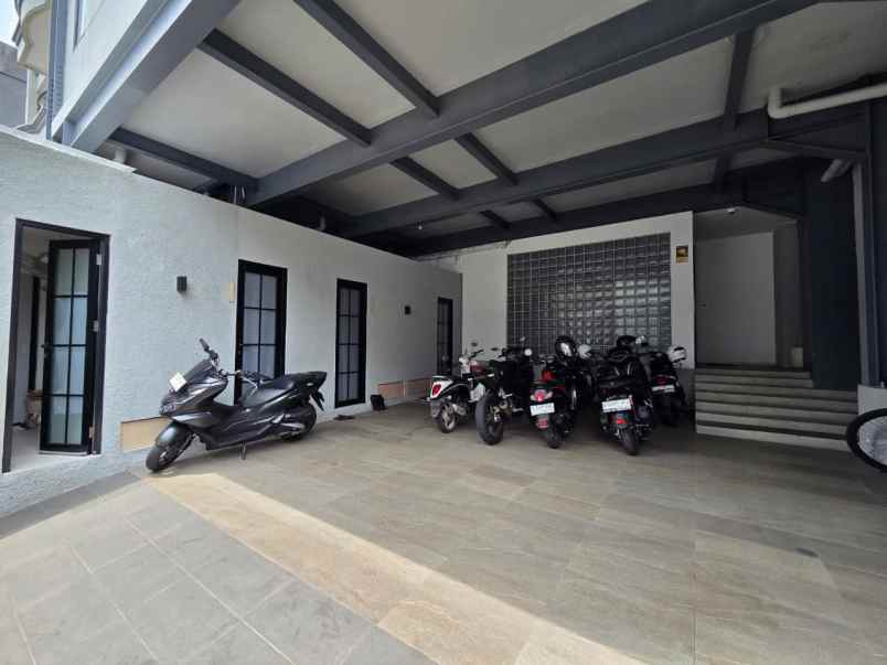 jual rumah kost 77 pintu 24 milyar full terisi