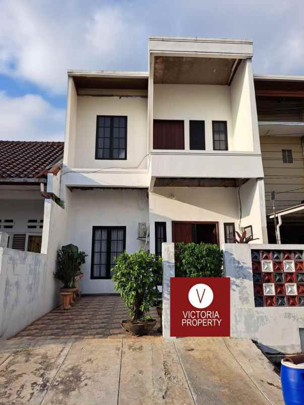 jual rumah siap huni raffles hills cibubur