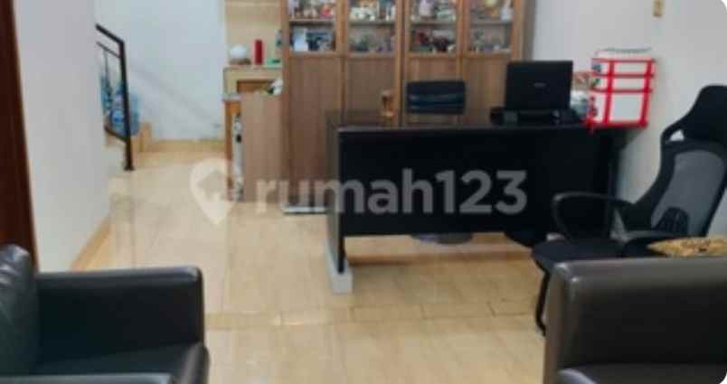 jual rumah taman palem lestari jak bar