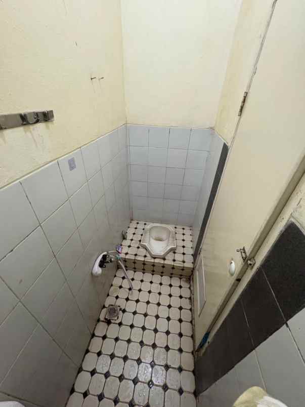 jual rumah taman palem lestari jak bar