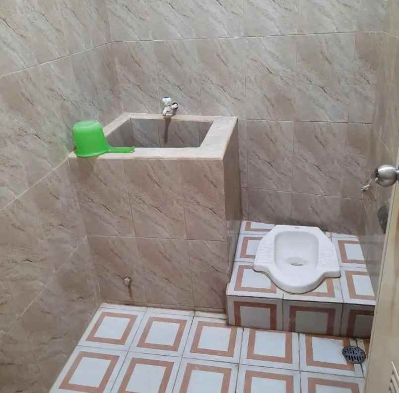 jual tempat usaha di jalan raya kranggan cibubur