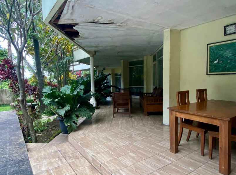 jual villa pandaan strategis di kab pasuruan siap huni