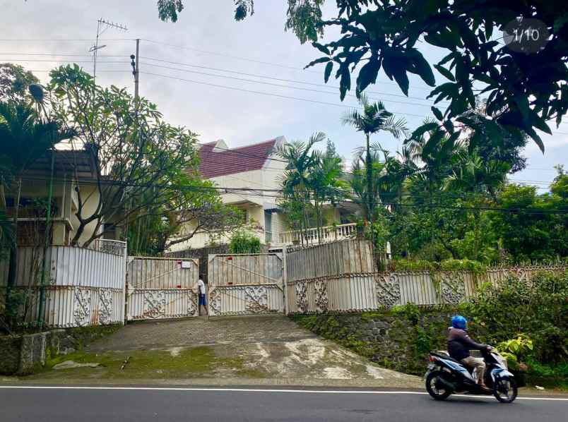 jual villa pandaan strategis di kab pasuruan siap huni