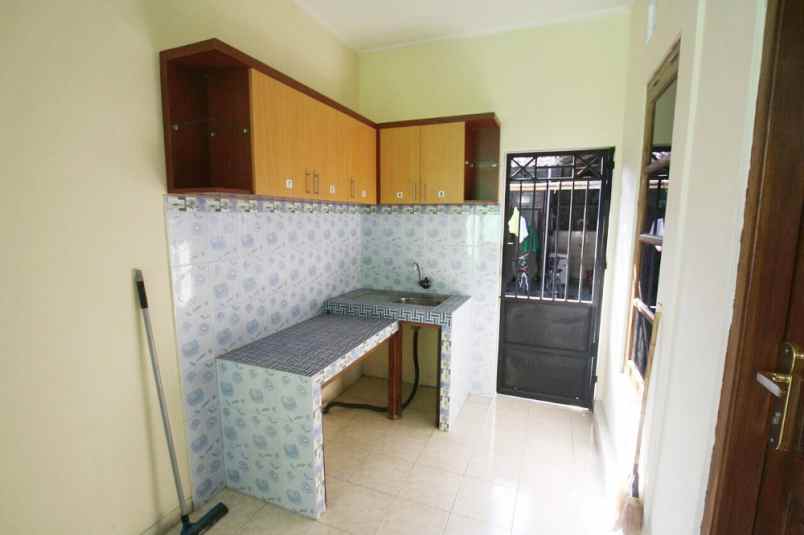 kost putra dekat ity yogyakarta kampus utdi stpmd