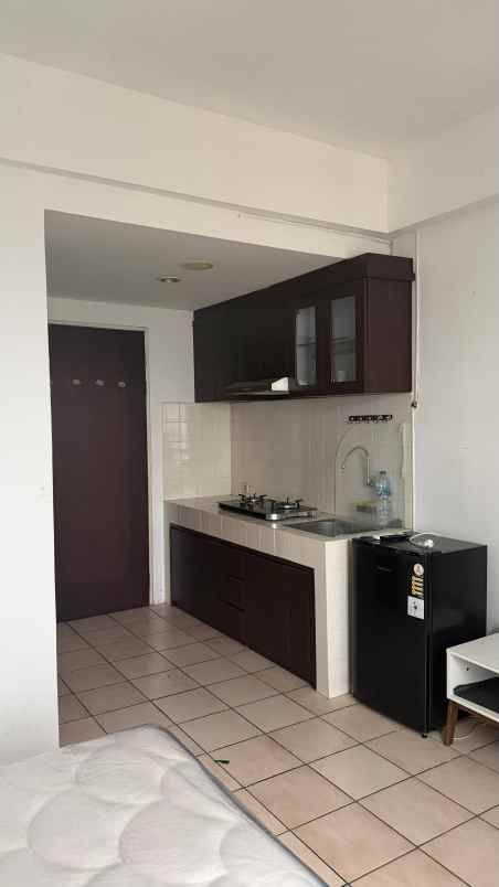 metropolis tower c tipe studio lantai 19 kosongan