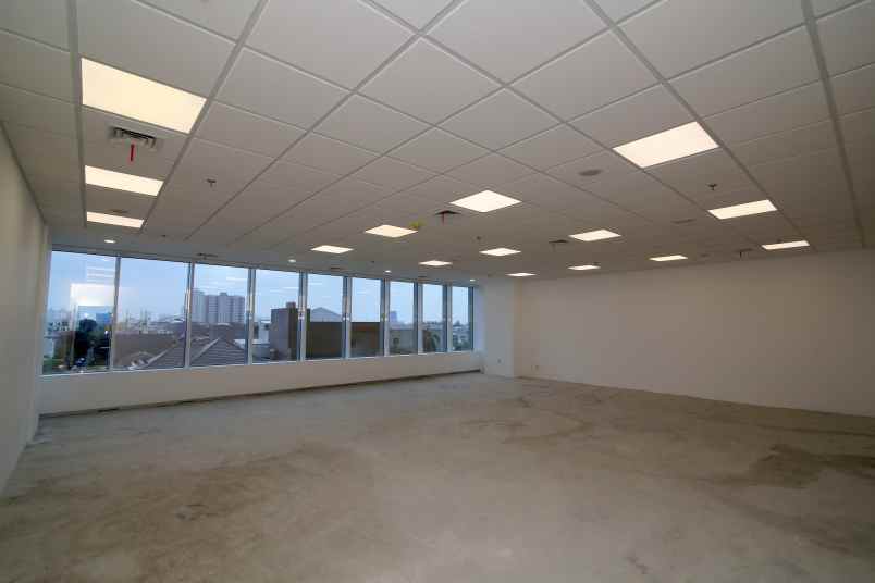 ruang kantor di the kensington tower