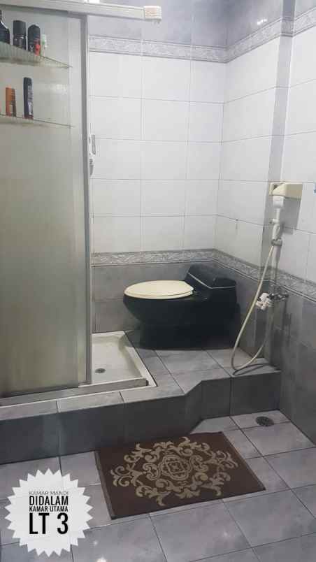 ruko 4 lantai pusat kota main road sudirman bandung