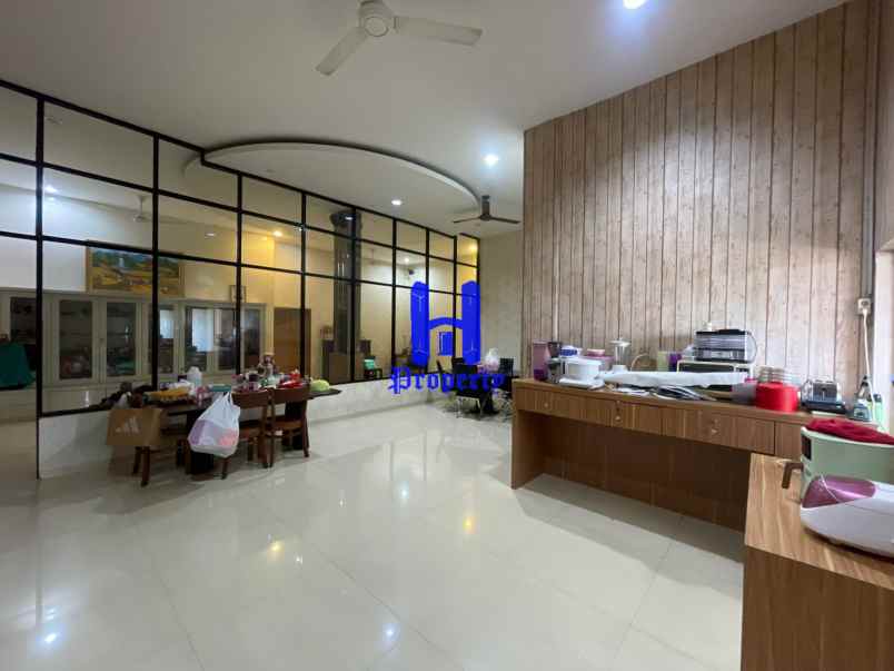 ruko gandeng siap huni di jalan t amir hamzah medan