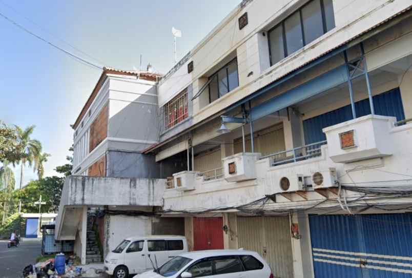 ruko kosong 2 unit di sudirman denpasar selatan shm